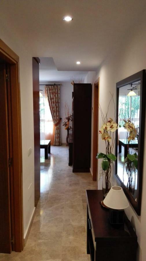 Apartamento En La Carihuela توريمولينوس المظهر الخارجي الصورة