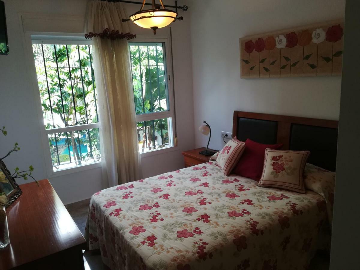 Apartamento En La Carihuela توريمولينوس المظهر الخارجي الصورة