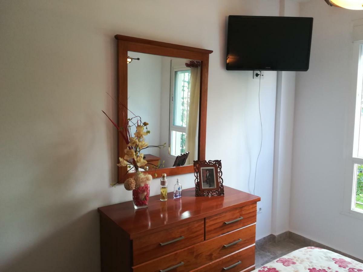 Apartamento En La Carihuela توريمولينوس المظهر الخارجي الصورة
